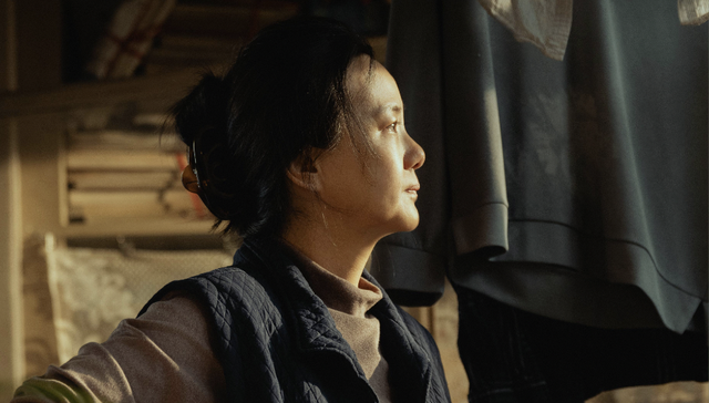 丈夫光环之下，女性只剩暗影