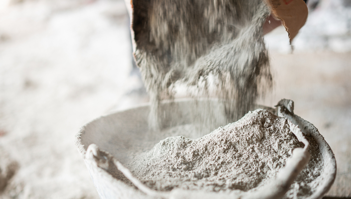 韩政府拟进口中国水泥来压制国内价格，但远水解不了近渴