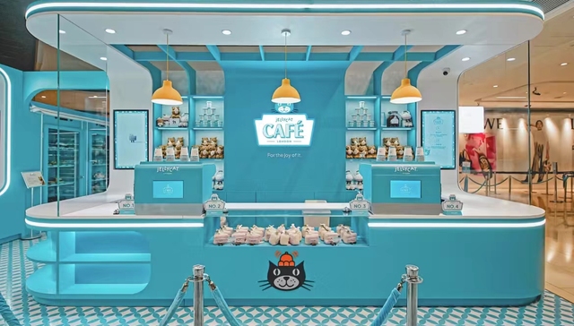 生活破破烂烂，jELLYCAT用“过家家”修修补补