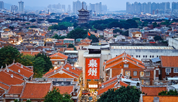 从产品出口到品牌出海，泉州如何成为新兴跨境电商重镇？| 城市跨境电商转型案例库⑪