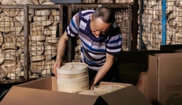 90后四川小伙卖蒸笼，年销近亿，品类第一