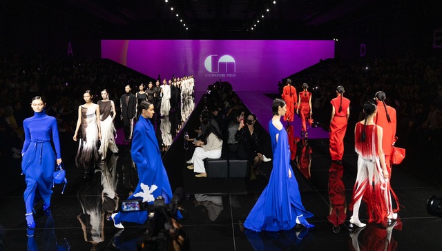 超模吕燕的自创品牌COMME MOI开启新一季上海时装周