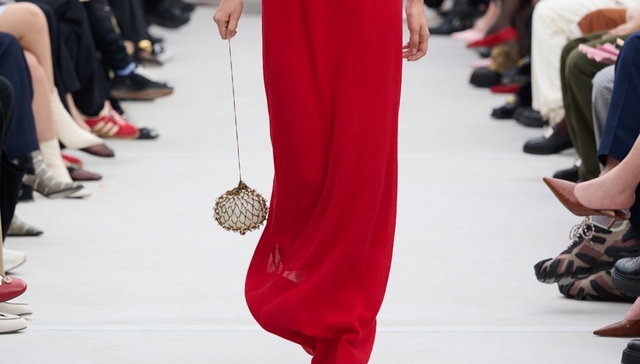 织梦时光，绘声绘色 | 2025春夏上海时装周