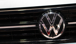 月銷跌近8成，海外三巨頭同比少賣77萬臺(tái)，留給合資車的時(shí)間不多了