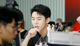 今年雙11，李佳琦又回到C位