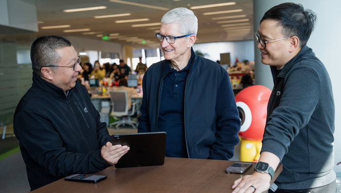 苹果CEO库克来华走访开发者，他回答了AI等倍受关注的问题