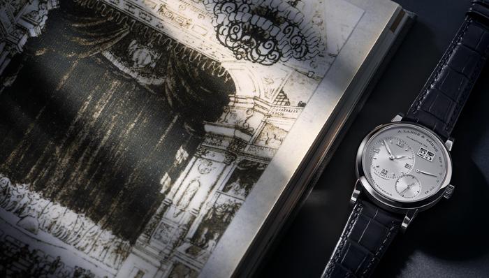 爱彼皇家橡树超薄限量腕表上新，朗格1系列推出30周年纪念腕表｜当周腕表