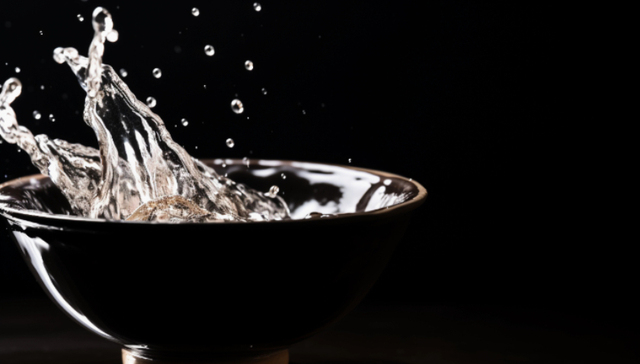 新出炉酒企三季报：贵州茅台、金徽酒营收“双位数增长”，金种子酒亏损面扩大