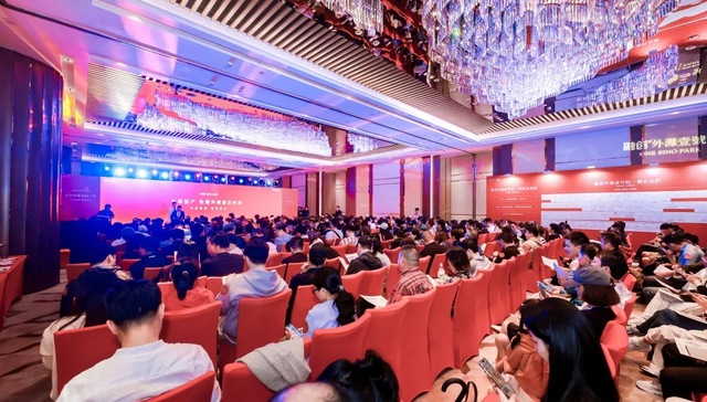 均价17.2万/平，158套房源开盘“日光”，上海豪宅热潮延续