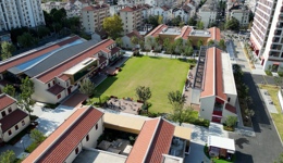 上海兩萬(wàn)戶(hù)工人住宅小區(qū)如何蛻變?yōu)槌鞘懈聵颖荆? class=