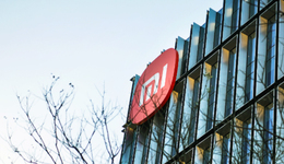 小米新车售价81万，10分钟定3680台，凭什么？