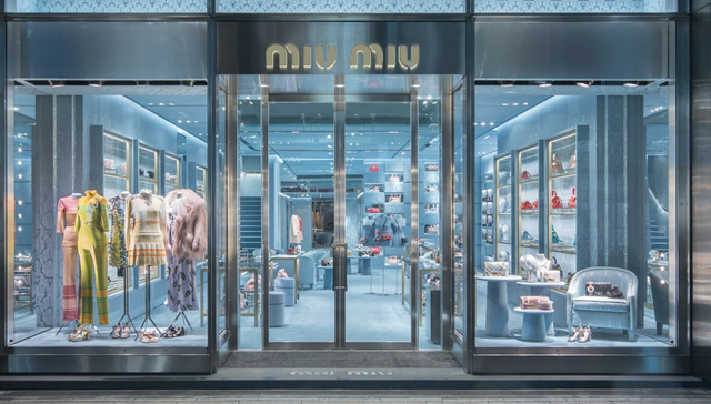 Miu Miu第三季度销售同比翻番