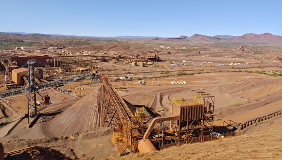 力拓首次在进博会上展示全球最大铁矿项目