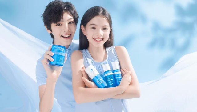 海龟爸爸×抖音科研“战痘”溯源，携人民日报解码青少年科学护肤！