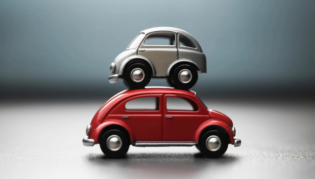 三季度新能源车销量首次超过燃油车，插混车型增速显著