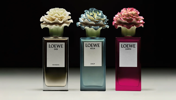 LOEWE限量香水“开花”，卡戴珊美妆唇膏上新｜是日美好事物