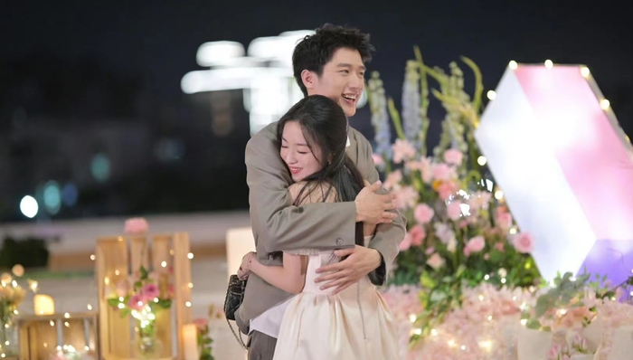 恋综“第一cp”塌房，饭圈化正在反噬素人综艺？