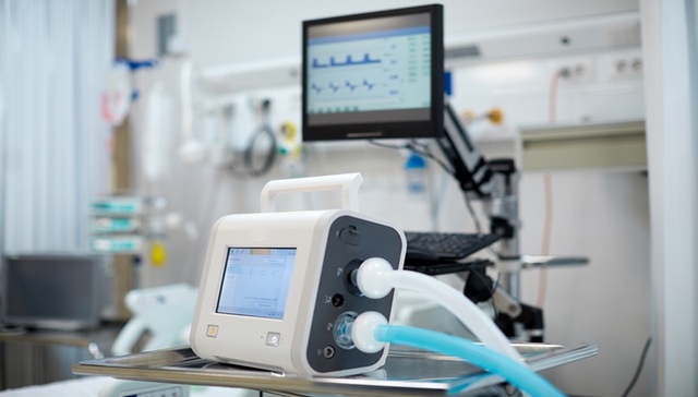 从腹透导管、影像设备到防脱发喷雾，跨国药械企业在中国打造新产品|进博新机遇