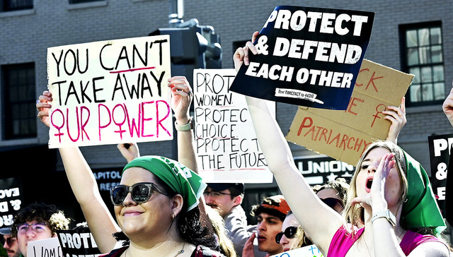 特朗普胜选后，韩国反婚反育“4B运动”风靡美国 | 文化周报