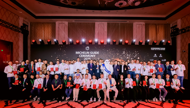 新版上海米其林指南发布，点心专门店屋有鲜摘一星