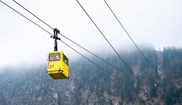 直播間里的“純玩團(tuán)”，為何零元轉(zhuǎn)手賣(mài)給旅行社？