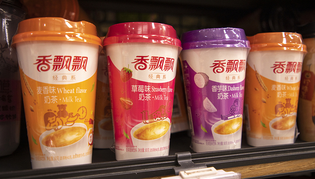 冲泡奶茶旺季来了，香飘飘还没找到职业经理人