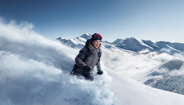 全国各大雪场迎来“开板潮”，新雪季滑雪人口超2600万