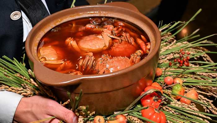 青浦秋食记五周年庆典，丽晶美食实验室推出“晶绮叠熠”主题美食体验 | 美食情报