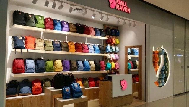 “小黄包”北极狐在中国猛开大店的背后推手是这家上市公司