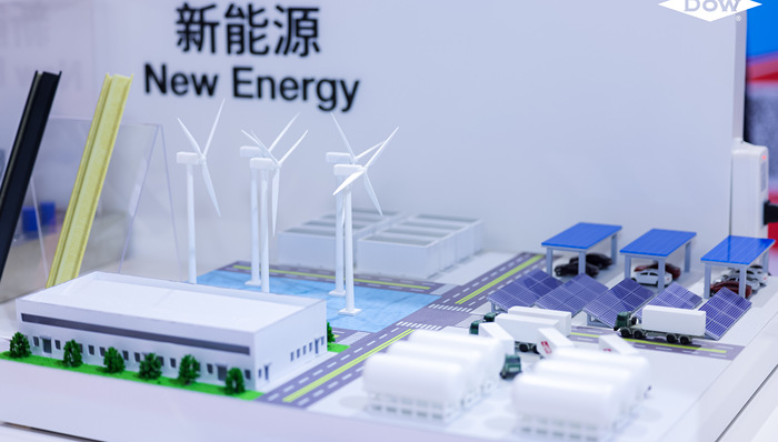 直接空气捕获技术、灵感源自豪华跑车的电梯,技术装备展全面“上新”| 进博会始发站