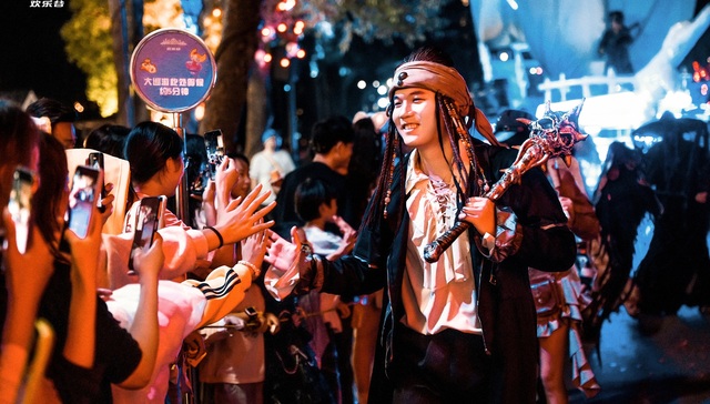 【文旅圆桌】 面对激增游客量，这些文旅景区做对了什么 ？