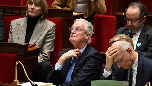 政府倒台、预算难产，债务缠身的法国或面临经济危机