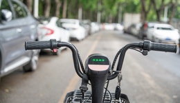 地方新聞精選 | 廣州電動(dòng)自行車3次違法不處理或被扣車 鄭州通報(bào)貨車司機(jī)意外墜橋身亡