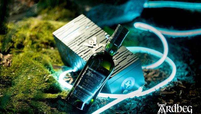 苏格兰雅伯酒厂重启，雅伯Y2K千禧23年威士忌全球首发 | 发现新酿