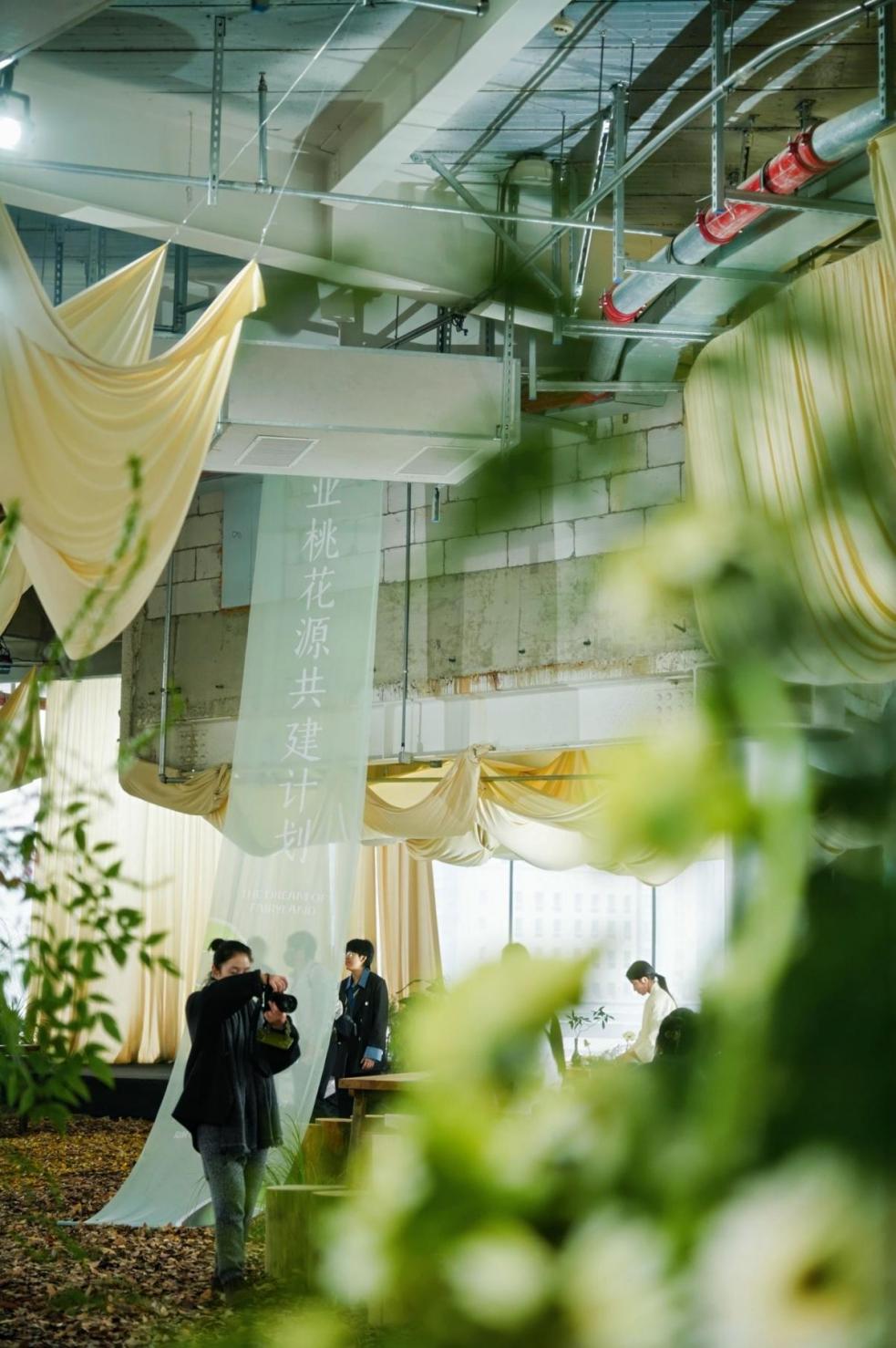 HCM03872-opq3356502435