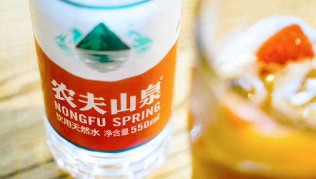 矿泉水,农夫山泉,市场竞争,