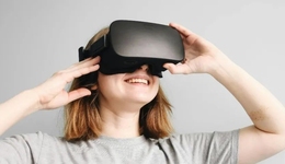 AI眼鏡，困在手機(jī)里