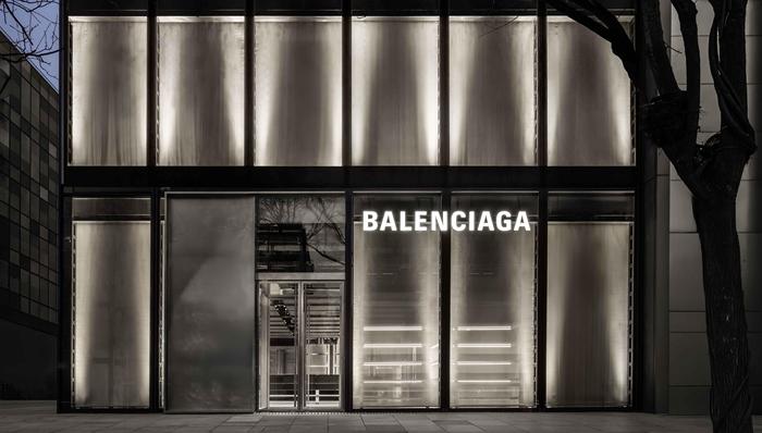 巴黎世家北京旗舰店启幕，Henry Jacques发布In All Intimacy第二版｜是日美好事物