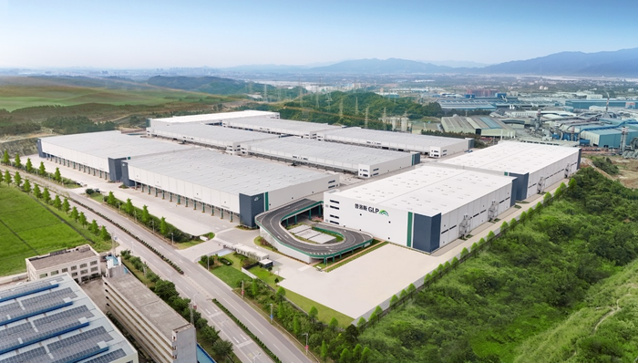 接连为两大跨境电商平台打造物流园区，普洛斯看上了跨境电商的生意