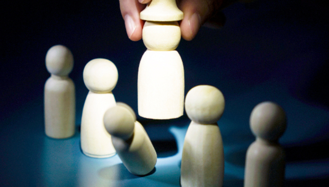 曲江文旅,股价,人事变动,董高监