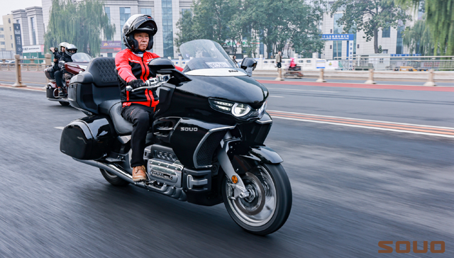 魏建军,长城汽车,传统车企,