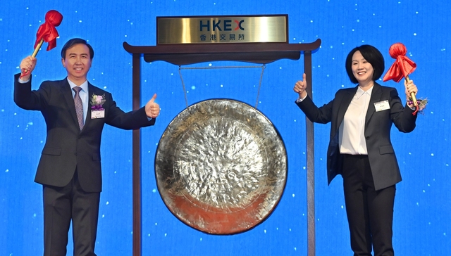 穿越无人区，“氮化镓半导体第一股” 是怎样炼成的