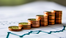 哈森股份跨界“果鏈”后股民跑步入局，“牛散”提前一年押注