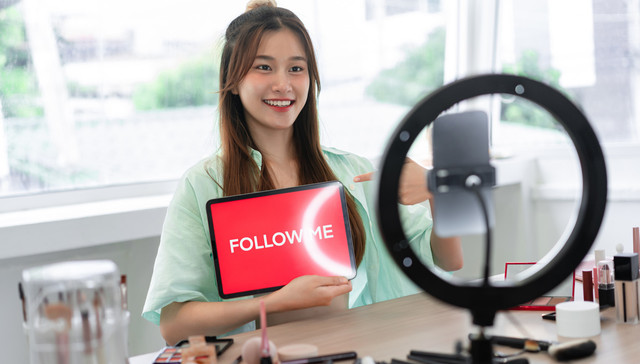 小红书直播仍在等待爆发，但这家公司想先分一杯羹