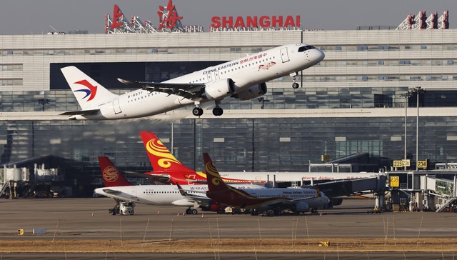 东航C919机队规模增至10架、首次开通出入境航班，国产大飞机能否走向盈利？