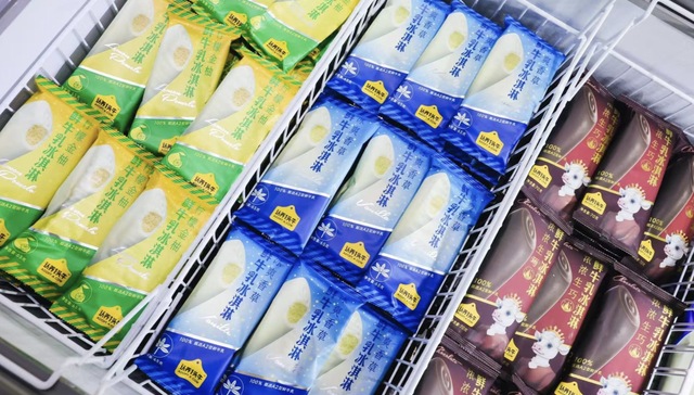 认养一头牛冰淇淋新品挑战蒙牛