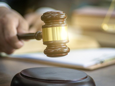 晶科能源起诉隆基绿能专利侵权，两大光伏龙头正面硬刚