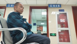 云南“隔空劫殺案”當(dāng)事人已獲國(guó)家賠償，律師：將繼續(xù)追責(zé)，并要求追查真兇