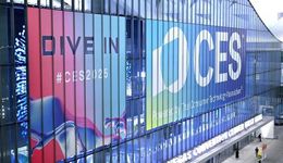 AI硬件闖關(guān)CES2025：百鏡大戰(zhàn)打響，桌面寵物和AI嬰兒椅意外爆火