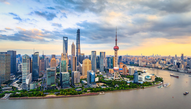 上海人大常委会：将加强新兴领域立法，制定浦东离岸债券发展等法规 | 上海两会